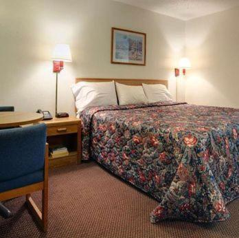 Country Side Inn Tyler Extérieur photo